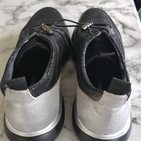 Sneaker - Picture 3 of 5